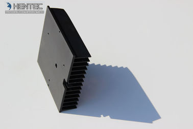 Perfis de alumínio padrão da extrusão T4 6060 com fazer à máquina do CNC