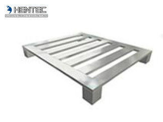 6063T - Perfuração revestida de alumínio do pulverizador de pó dos quadros de porta T5/T6