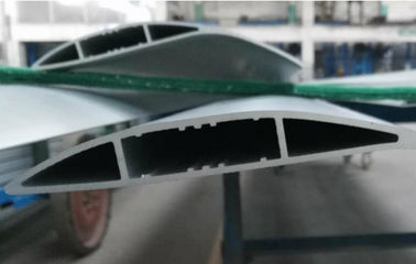 As cortinas exteriores do alumínio/extrusão industrial da pá do ventilador perfilam o certificado do ISO
