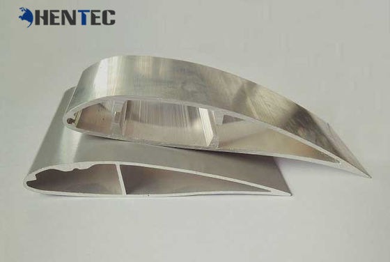 O alumínio pintado pó da pá do ventilador expulsou perfis para as lâminas refrigerando