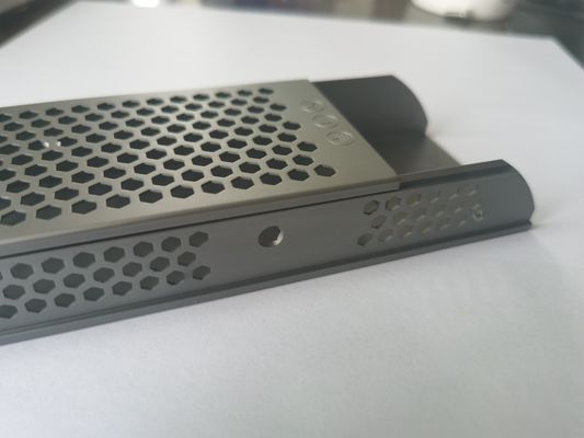 Eletrônica de alumínio feita sob encomenda RoHS complacente dos cercos de T5 T6