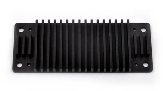 O preto anodizou 6005 perfis da extrusão do dissipador de calor T6