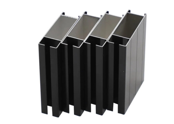Perfil de alumínio de grande resistência 6005 da extrusão T5 anodizado para o material de construção
