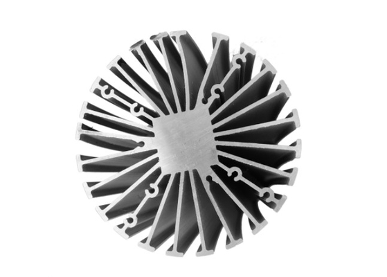 A extrusão de alumínio do dissipador de calor do diodo emissor de luz perfila prateado T66 anodizada